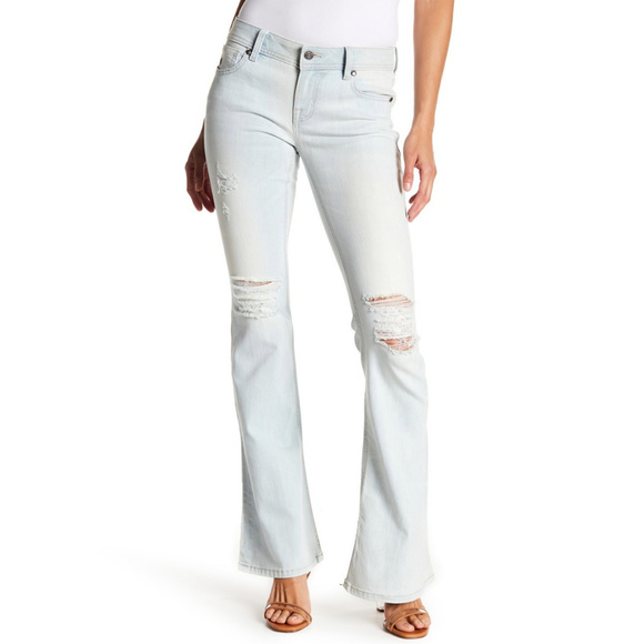 Miss Me Light Blue Wash Distressed Flare Jeans NWT - Picture 1 of 6